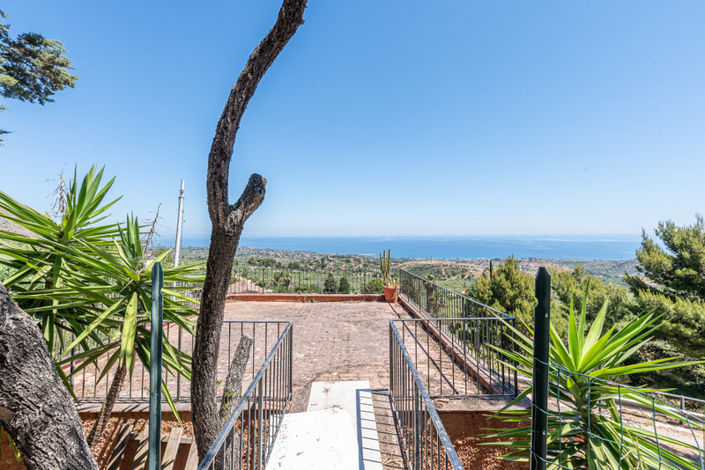 Image No.25-2 Bed Villa for sale