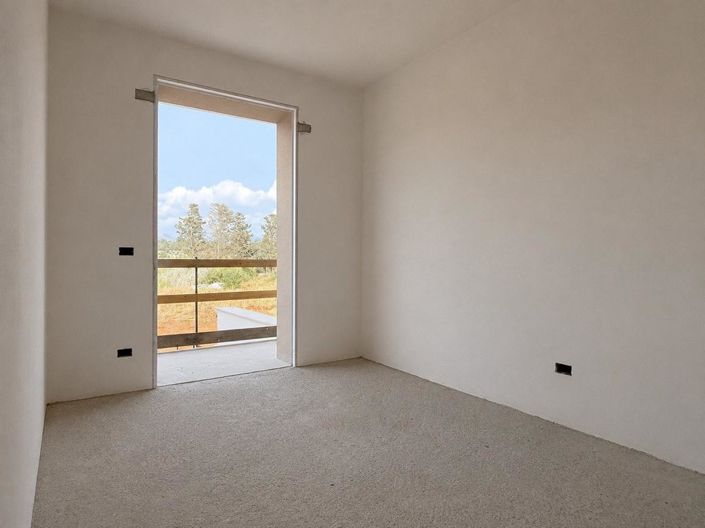Image No.4-2 Bed Villa for sale