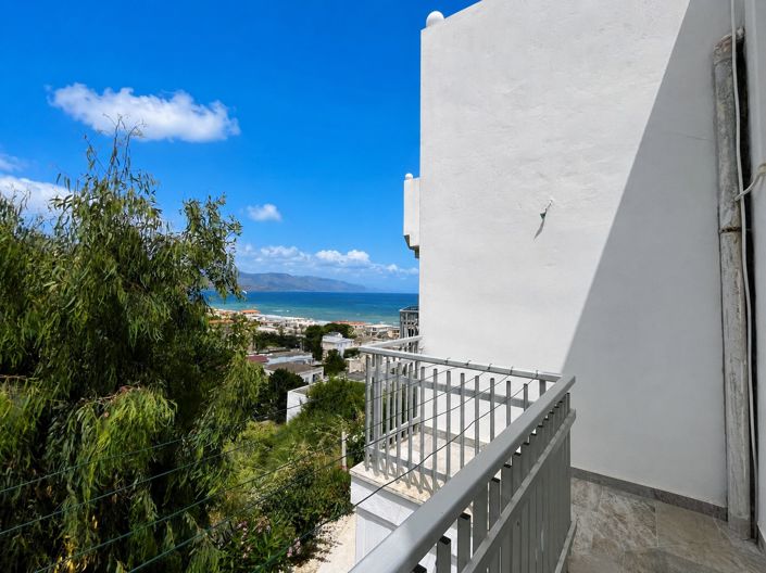 Image No.10-5 Bed Villa for sale
