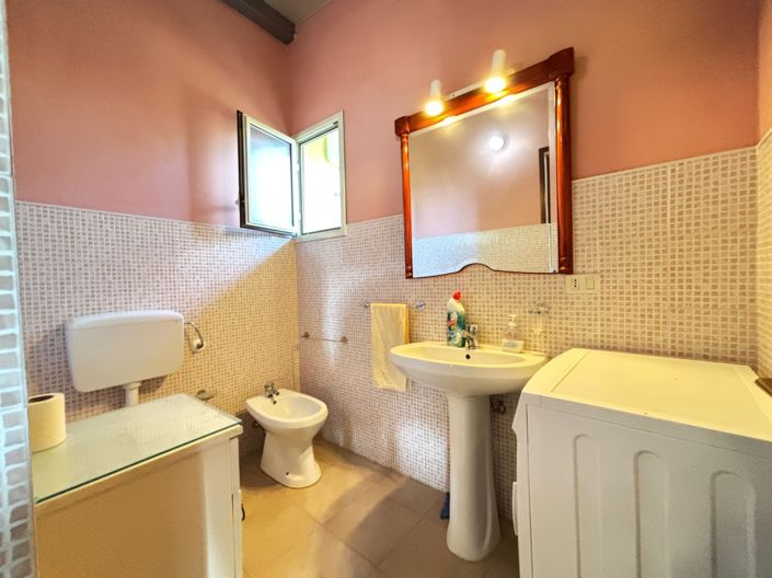 Image No.16-2 Bed Villa for sale