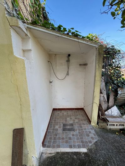 Image No.23-2 Bed Villa for sale