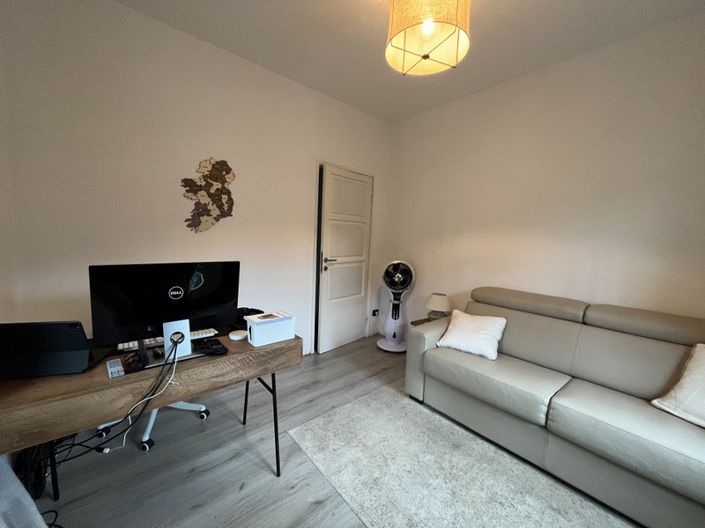 Image No.20-1 Bed Apartment for sale