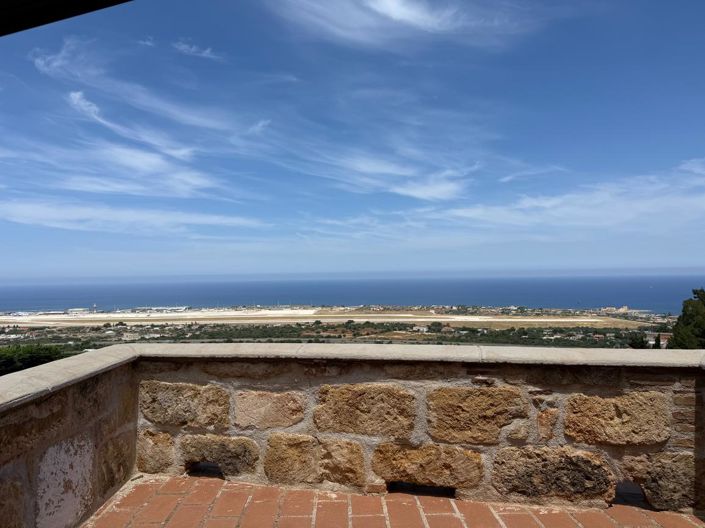 Image No.18-4 Bed Villa for sale