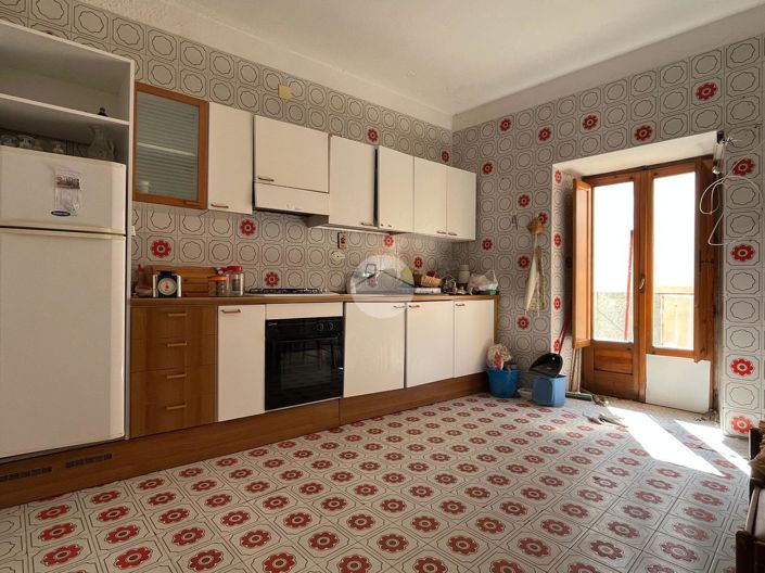 Image No.6-3 Bed Apartment for sale