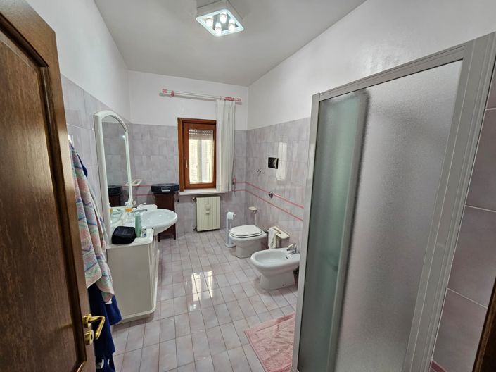 Image No.16-4 Bed Villa for sale