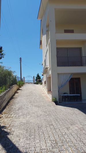 Image No.2-4 Bed Villa for sale