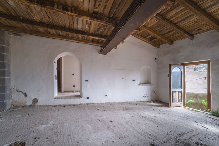 Image No.13-18 Bed House for sale