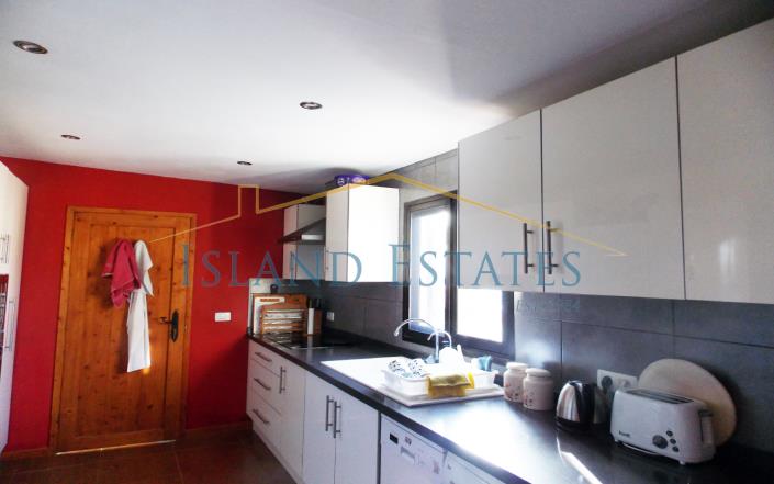 Image No.8-3 Bed Villa for sale