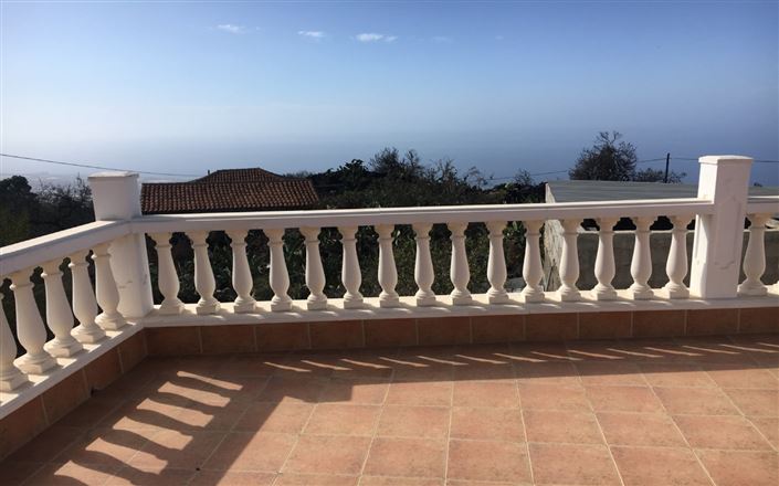 Image No.2-3 Bed Villa for sale