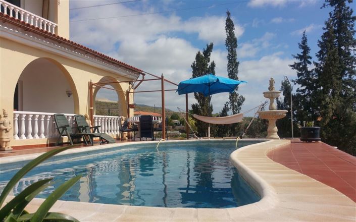 Image No.10-3 Bed Villa for sale