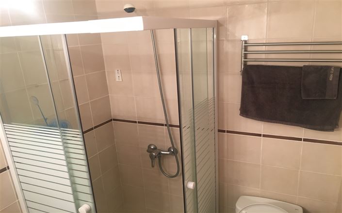 Image No.17-4 Bed Townhouse for sale