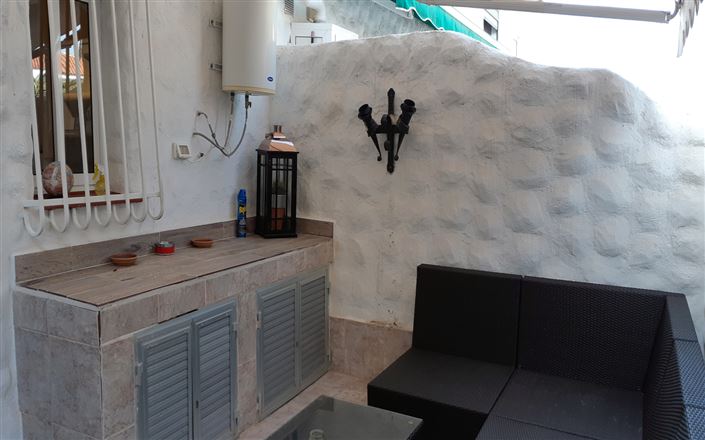 Image No.9-2 Bed Townhouse for sale