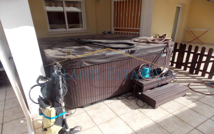 Image No.22-4 Bed Townhouse for sale