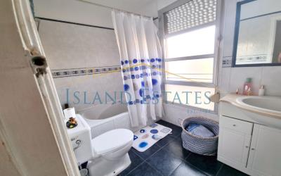 Bathroom2