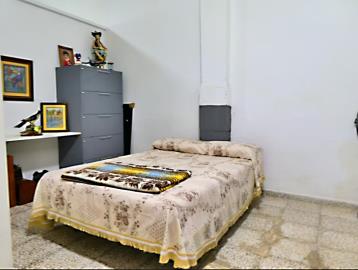 4-Bedrooms