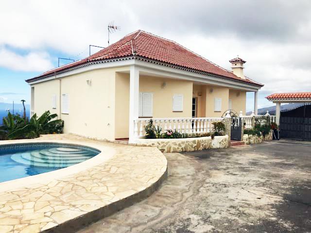 Image No.1-Villa / Détaché de 7 chambres à vendre à Guia de Isora