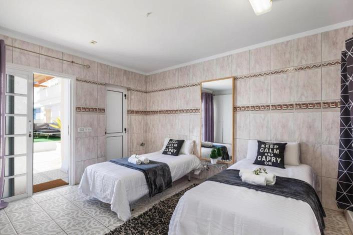 Image No.15-Villa / Détaché de 10 chambres à vendre à Adeje