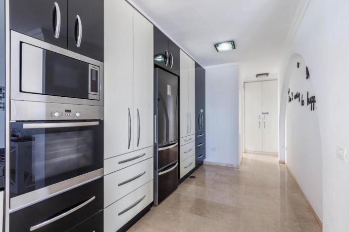 Image No.7-Villa / Détaché de 10 chambres à vendre à Adeje