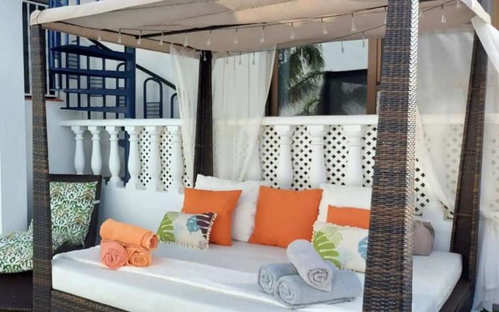 Image No.20-4 Bed Villa / Detached for sale