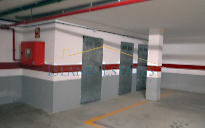 Image No.19-3 Bed Townhouse for sale