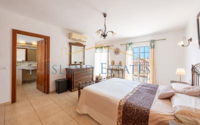 Bedroom6