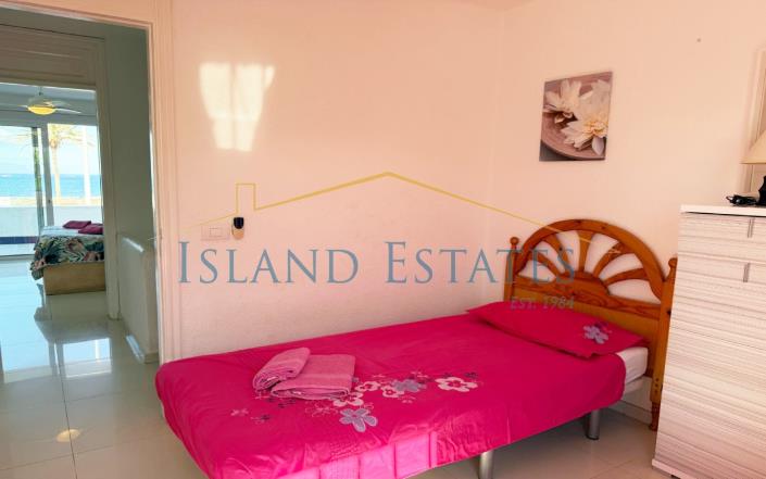 Image No.22-3 Bed Townhouse for sale