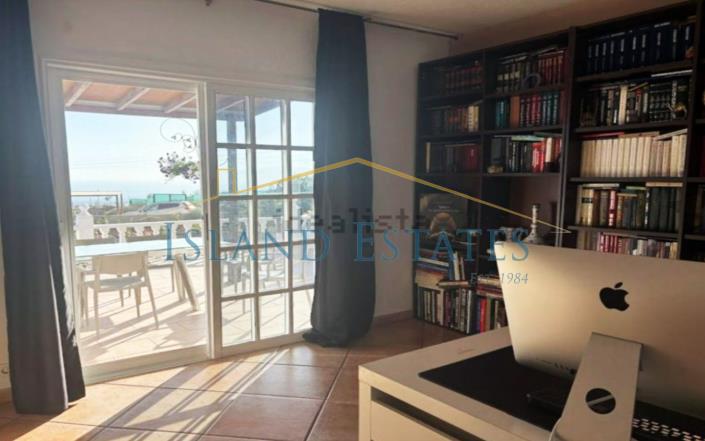 Image No.10-5 Bed Finca for sale