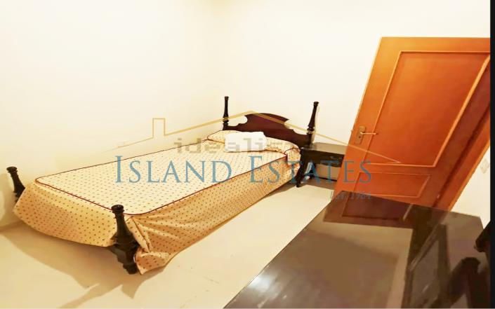 Image No.25-5 Bed Townhouse for sale