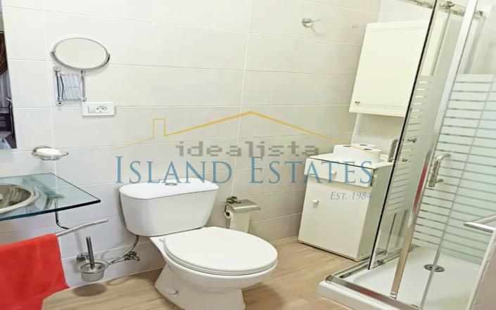 Image No.22-5 Bed Townhouse for sale