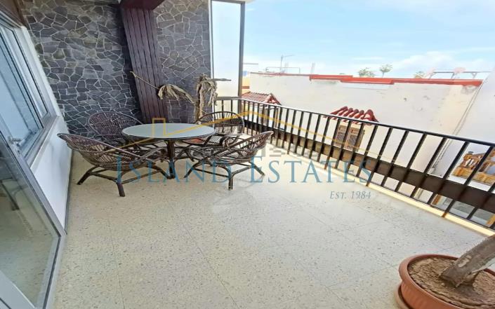 Image No.15-5 Bed Townhouse for sale