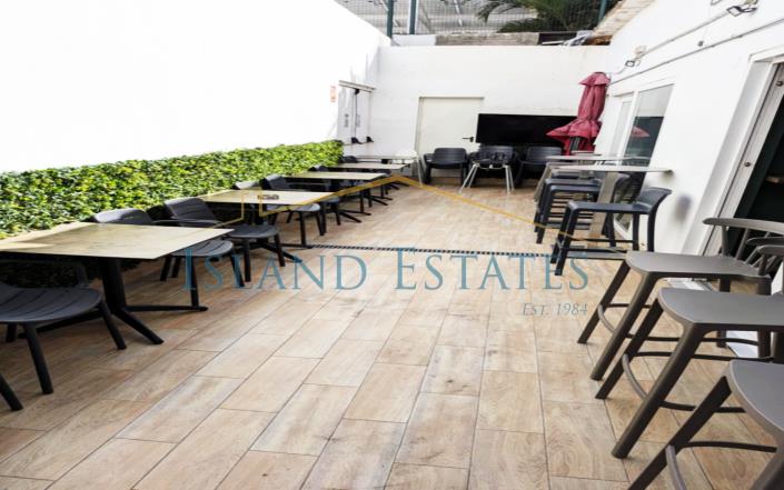 Image No.19-Bar for sale