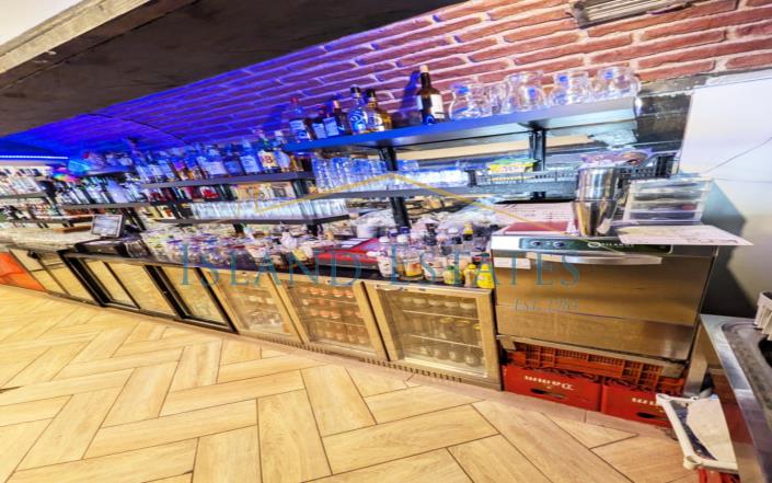 Image No.17-Bar for sale