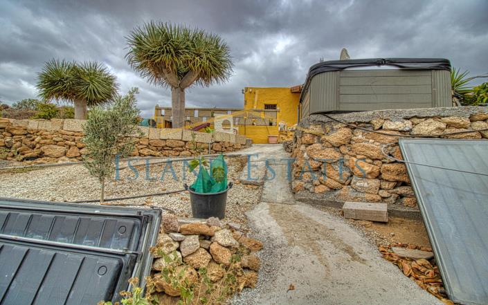 Image No.28-3 Bed Finca for sale