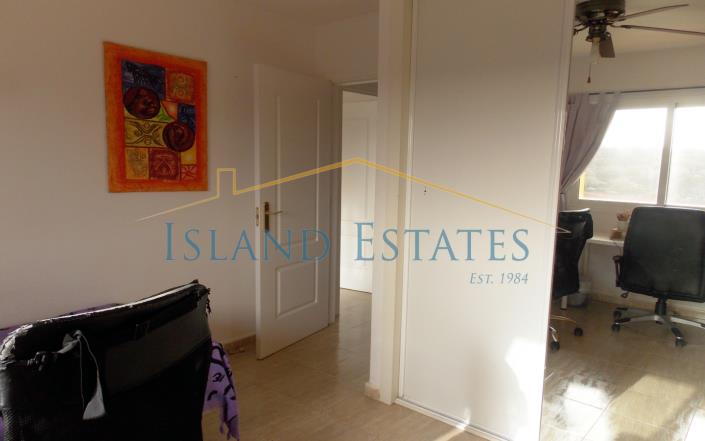 Image No.21-3 Bed Apartment for sale