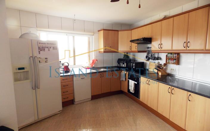 Image No.8-3 Bed Apartment for sale