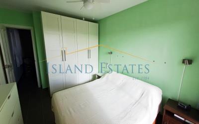 Double-Bedroom