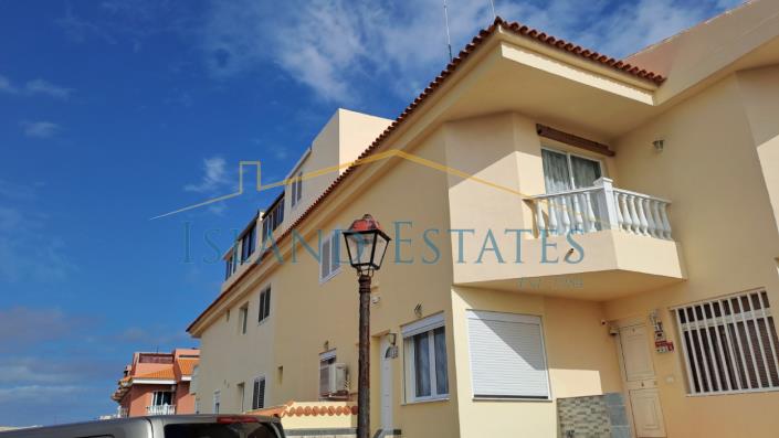 Image No.11-3 Bed Townhouse for sale