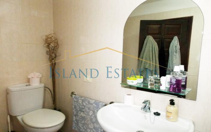 Image No.20-3 Bed Apartment for sale