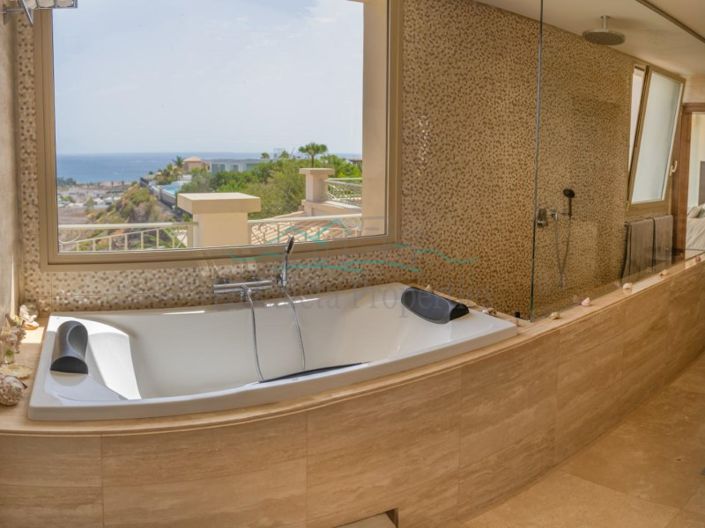 Image No.15-Villa de 6 chambres à vendre à Adeje