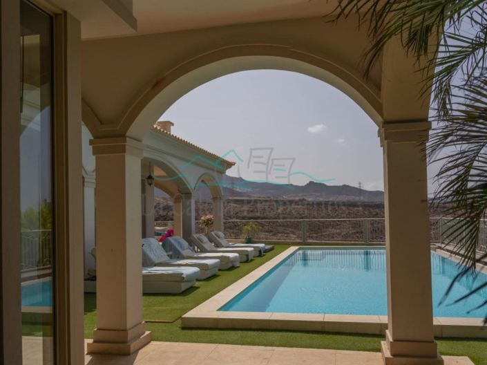 Image No.8-Villa de 6 chambres à vendre à Adeje