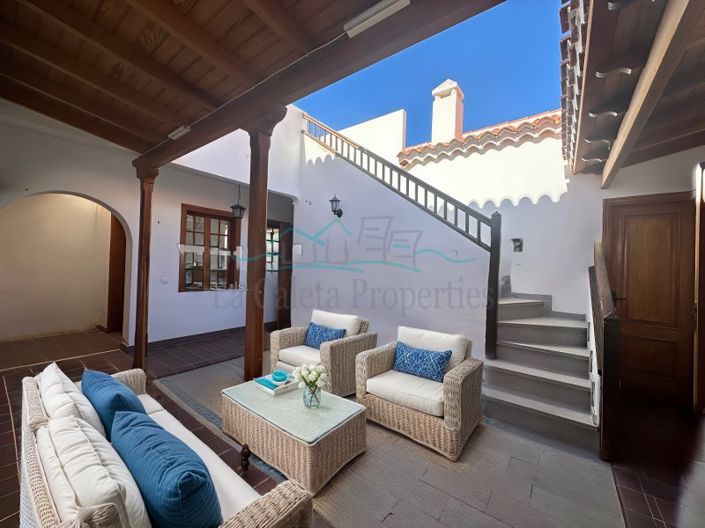 Image No.3-Villa de 3 chambres à vendre à Adeje