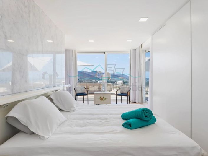 Image No.12-5 Bed Villa for sale