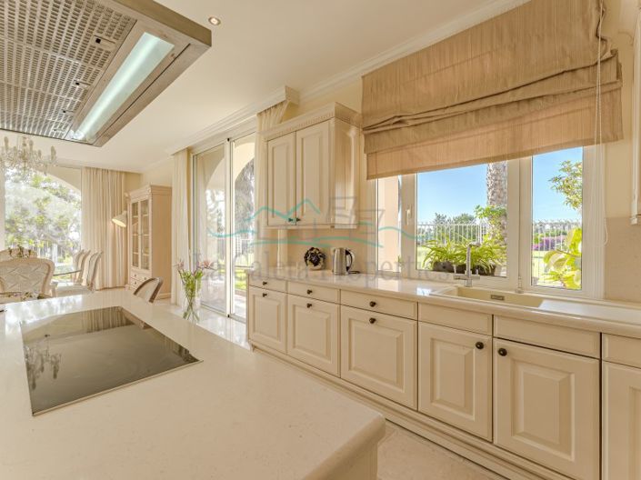 Image No.11-Villa de 5 chambres à vendre à Adeje