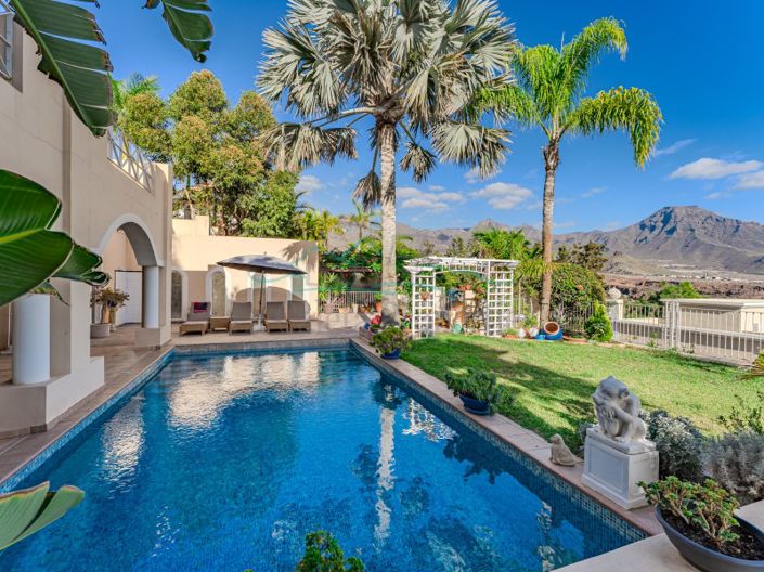 Image No.4-Villa de 5 chambres à vendre à Adeje