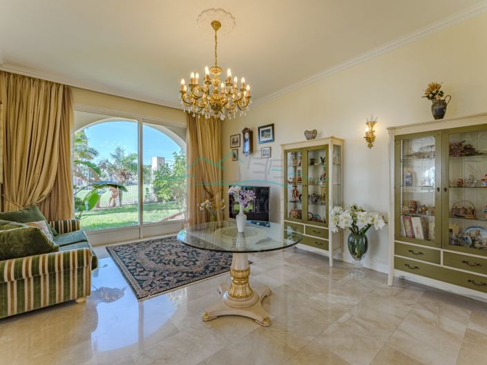 Image No.7-Villa de 5 chambres à vendre à Adeje