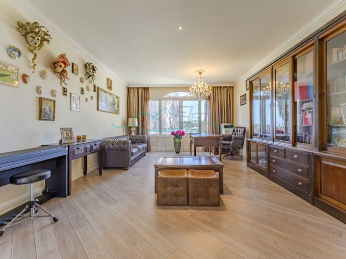 Image No.8-Villa de 5 chambres à vendre à Adeje