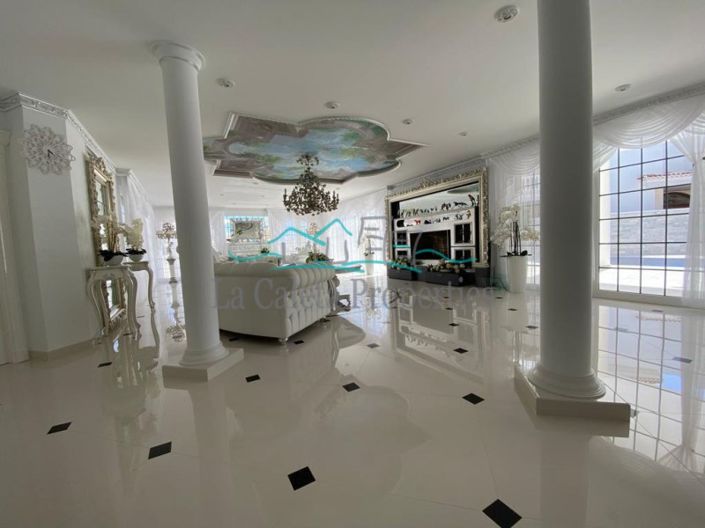 Image No.21-6 Bed Villa for sale