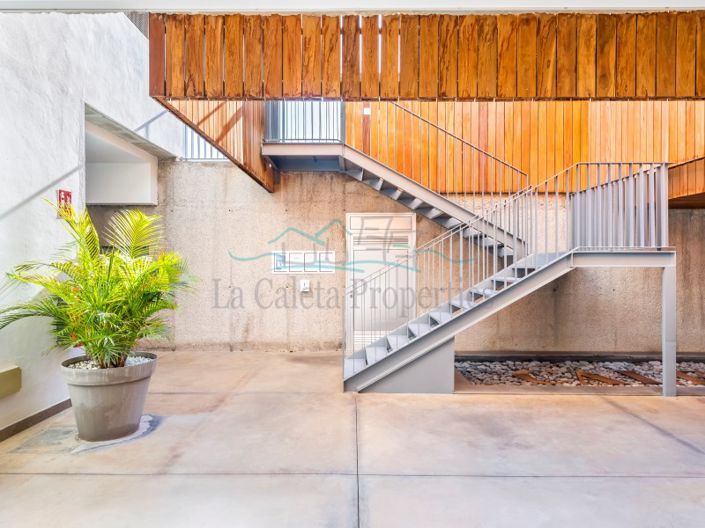 Image No.19-2 Bed Apartment for sale