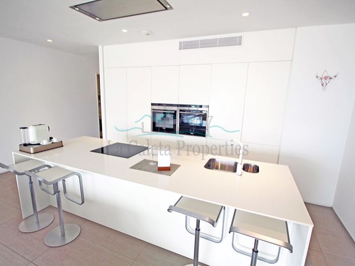 Image No.3-3 Bed Apartment for sale