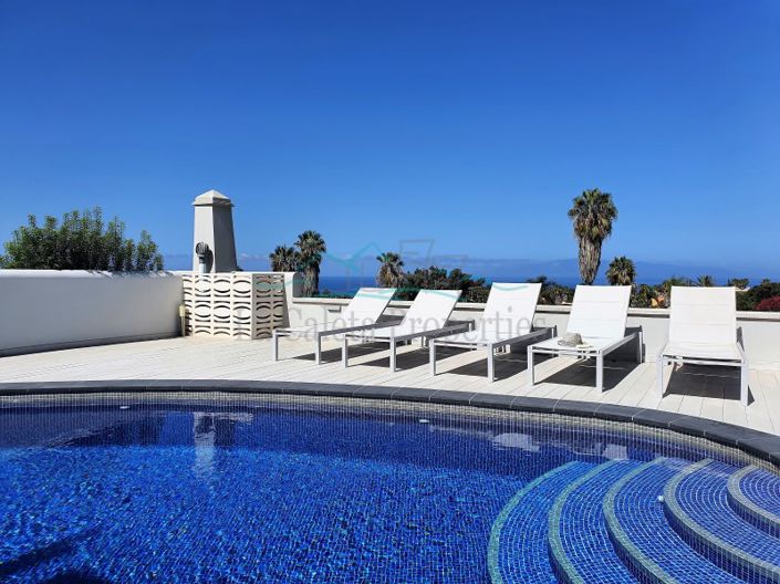 Image No.1-3 Bed House for sale